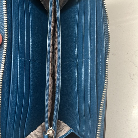 Michael Kors MICHAEL Adele Steel Blue Double Zip Wallet - Picture 8 of 10